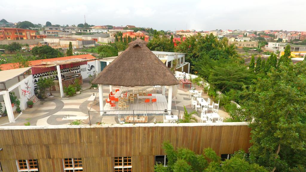 أبيدجان Bushman Cafe Hotel المظهر الخارجي الصورة