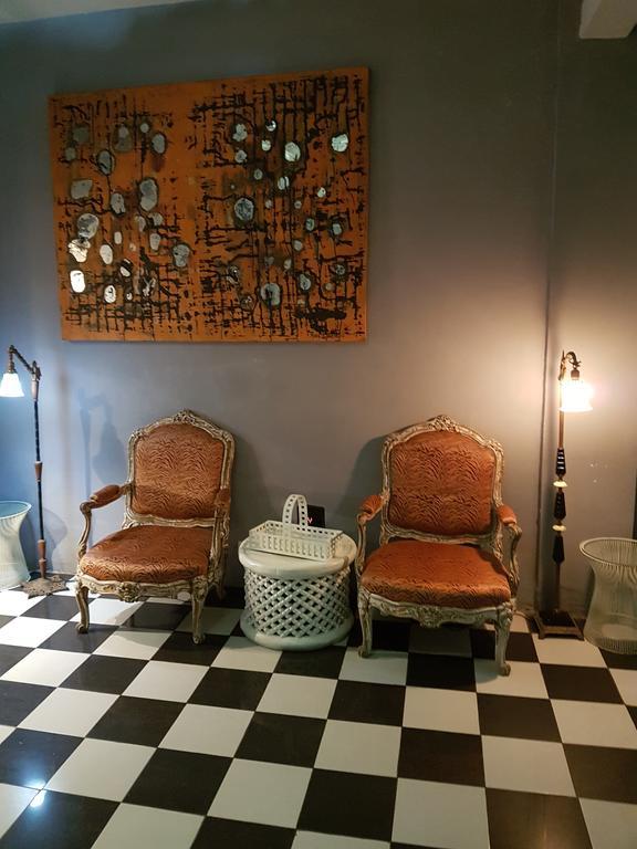أبيدجان Bushman Cafe Hotel المظهر الخارجي الصورة